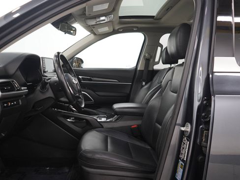 Used 2021 Kia Telluride S AWD/4WD image 25
