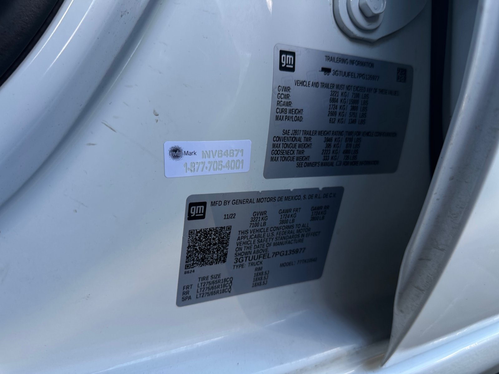 Used 2023 GMC Sierra 1500 AT4X AWD/4WD image 32