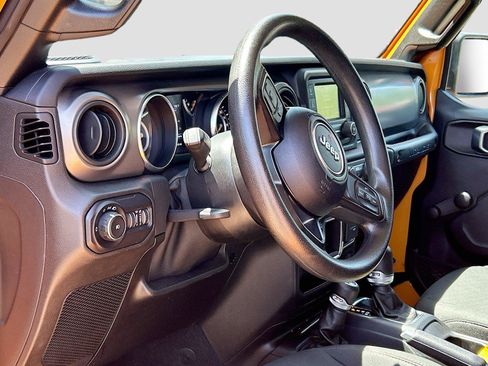 Used 2021 Jeep Wrangler Unlimited Sport AWD/4WD image 23