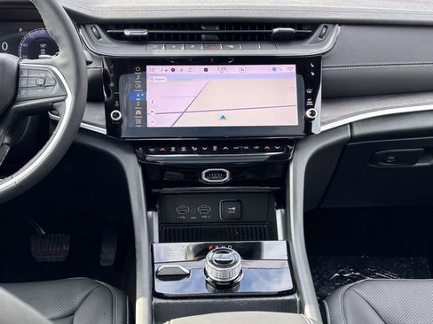 New 2026 Jeep Grand Cherokee L Limited image 10