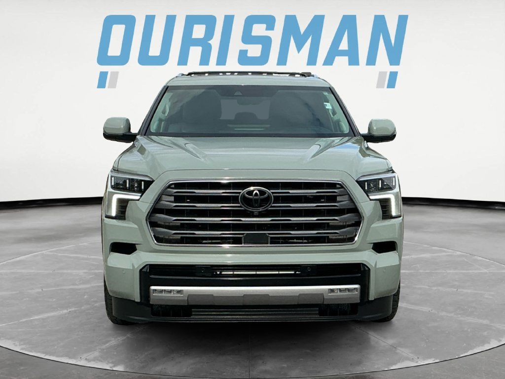 Used 2024 Toyota Sequoia Limited w/ Tow Technology Package AWD/4WD image 2