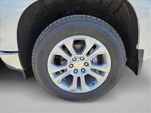 New 2025 Chevrolet Silverado 1500 LTZ RWD image 19