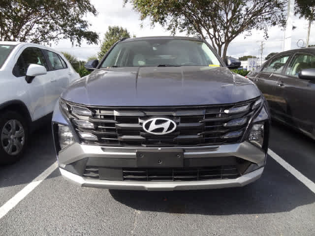 Used 2025 Hyundai Tucson SEL FWD image 2