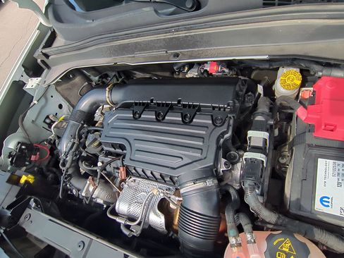 Used 2023 Jeep Renegade Latitude image 30