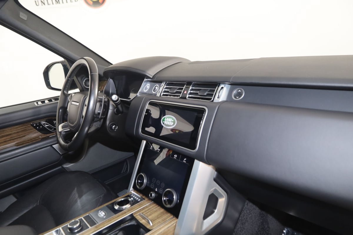 Used 2018 Land Rover Range Rover Supercharged AWD/4WD image 46