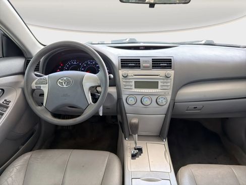Used 2011 Toyota Camry LE w/ LE Extra-Value Pkg FWD image 14