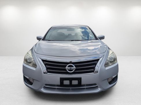 Used 2013 Nissan Altima 2.5 image 2