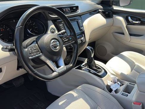 Used 2022 Nissan Rogue Sport SL AWD/4WD image 13