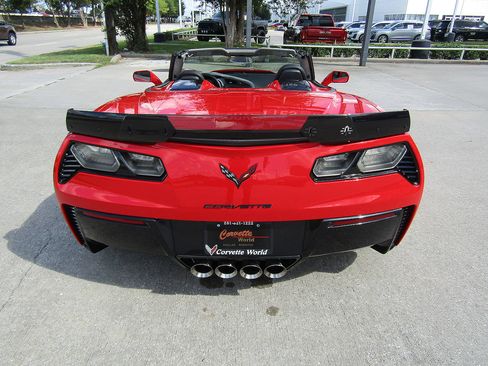 Used 2019 Chevrolet Corvette Z06 RWD image 6