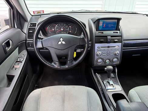 Used 2010 Mitsubishi Galant SE FWD image 10