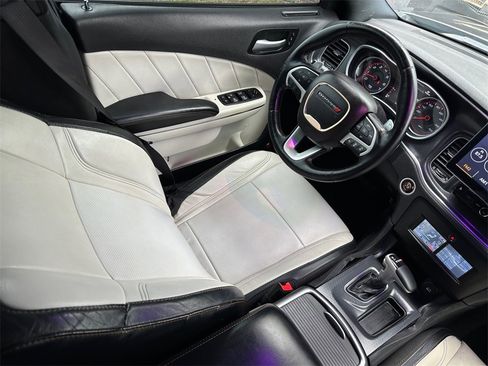 Used 2015 Dodge Charger R/T w/ Premium Group image 24