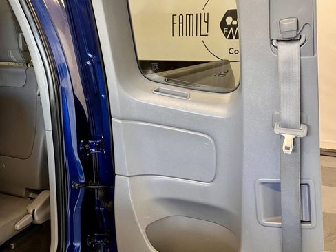 Used 2015 Toyota Tacoma PreRunner w/ SR5 Package image 16