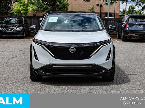 Used 2024 Nissan Ariya FWD image 11