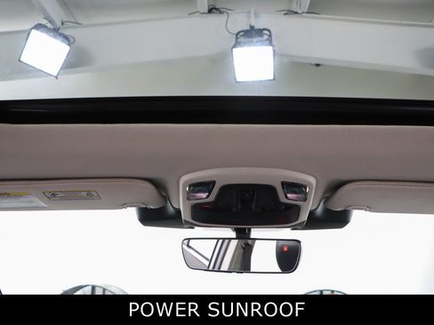 Used 2023 Subaru Outback Limited image 21