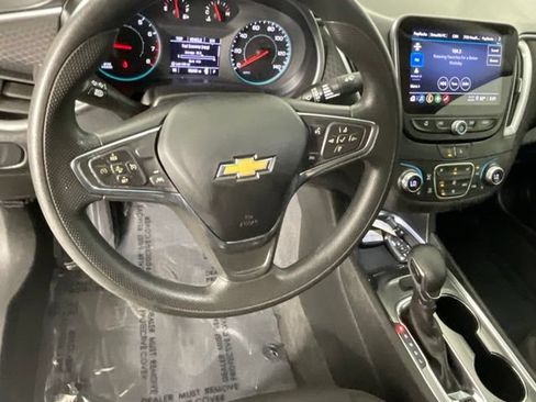 Used 2023 Chevrolet Malibu LT FWD image 22