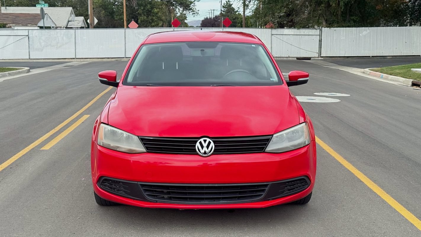 Used 2011 Volkswagen Jetta SE FWD image 8