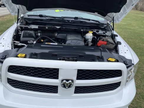 Used 2018 RAM 1500 Express w/ Express Value Package AWD/4WD image 20