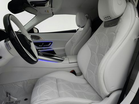 New 2026 Mercedes-Benz Maybach SL 680 image 17