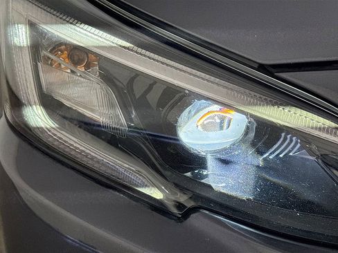 Used 2020 Subaru Outback AWD/4WD image 35