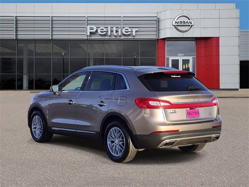 Used 2018 Lincoln MKX Reserve w/ Driver Assistance Package image 4