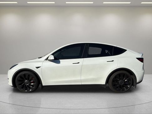 Used 2022 Tesla Model Y Performance AWD/4WD image 8