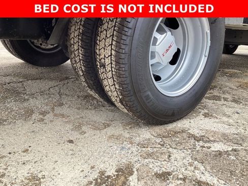 New 2025 GMC Sierra 3500 Pro w/ Convenience Package image 13