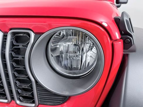 New 2026 Jeep Wrangler Sport S image 18