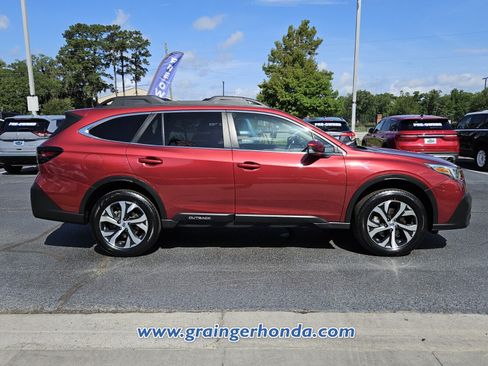 Used 2022 Subaru Outback Limited AWD/4WD image 6