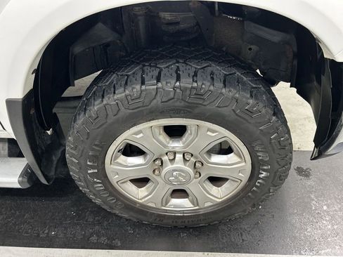 Used 2015 RAM 2500 Laramie AWD/4WD image 8