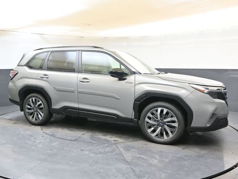 New 2025 Subaru Forester Touring image 7
