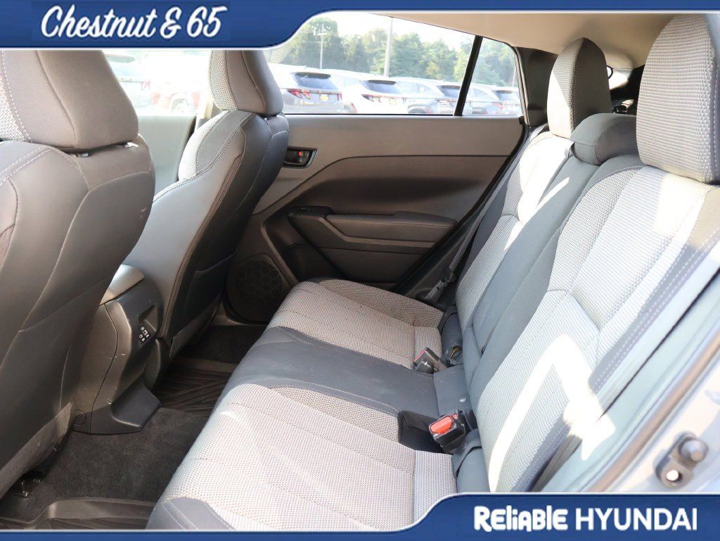 Used 2024 Subaru Crosstrek 2.0i Premium AWD/4WD image 17