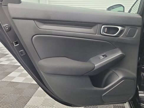 Certified 2025 Honda Civic Sport image 17