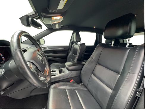 Used 2019 Jeep Grand Cherokee Limited RWD image 18