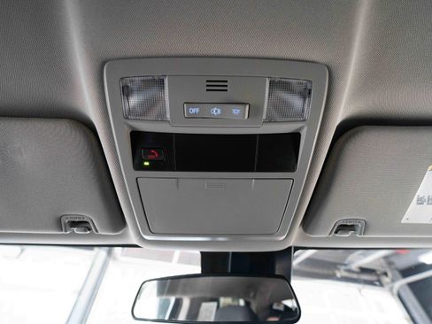 Used 2023 Toyota Tacoma SR image 18