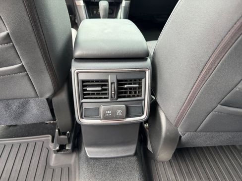 Used 2020 Subaru Forester Premium AWD/4WD image 30