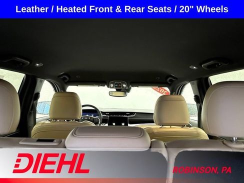 Used 2023 Jeep Grand Cherokee Limited w/ MOPAR Finishing Package AWD/4WD image 10