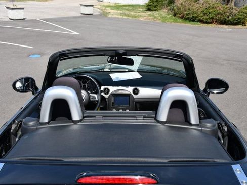 Used 2010 MAZDA MX-5 Miata Sport w/ Convenience Pkg image 9