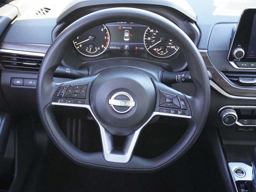 Used 2024 Nissan Altima 2.5 SV AWD/4WD image 37