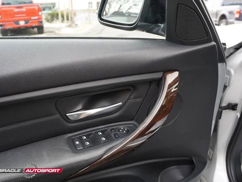 Used 2015 BMW 328i xDrive 328i xDrive Sport Wagon 4D image 16