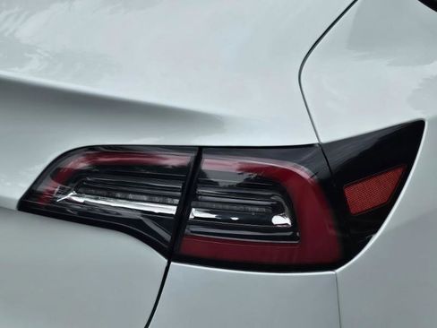Used 2023 Tesla Model 3 Standard Range RWD image 25