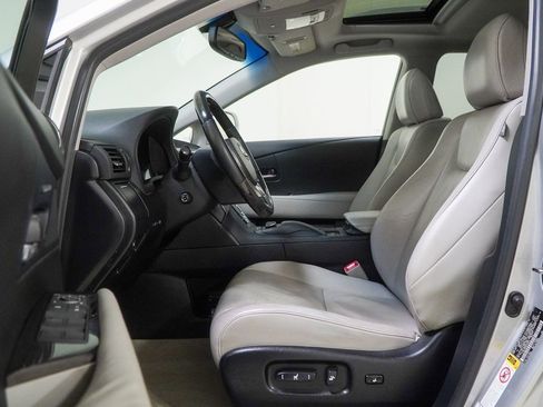 Used 2013 Lexus RX 350 350 w/ Navigation Pkg image 19