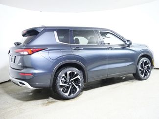 New 2025 Mitsubishi Outlander SEL video 2