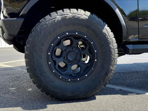 Used 2022 Ford Bronco Wildtrak AWD/4WD image 9