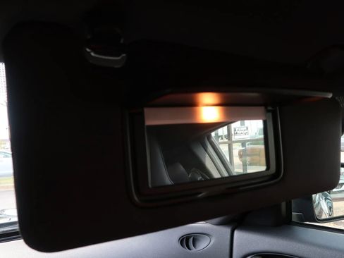 Used 2019 Nissan 370Z NISMO image 33