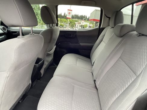 Certified 2020 Toyota Tacoma SR AWD/4WD image 13