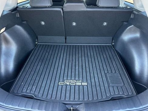 Certified 2025 Toyota Corolla Cross XLE w/ Convenience Package image 17