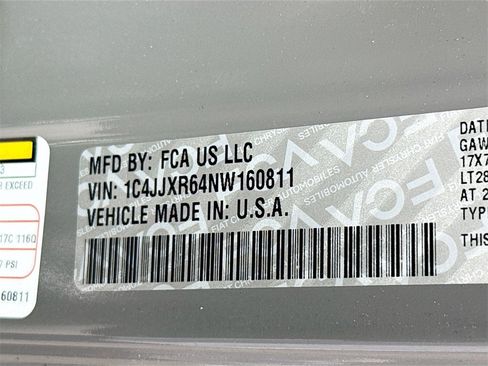 Used 2022 Jeep Wrangler Unlimited Rubicon 4xe image 34