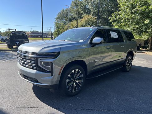 New 2025 Chevrolet Suburban High Country w/ LPO, Get Active Package image 6