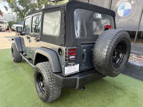 Used 2016 Jeep Wrangler Unlimited Sport AWD/4WD image 4