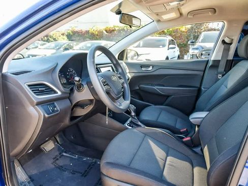 Used 2022 Hyundai Accent SEL image 16